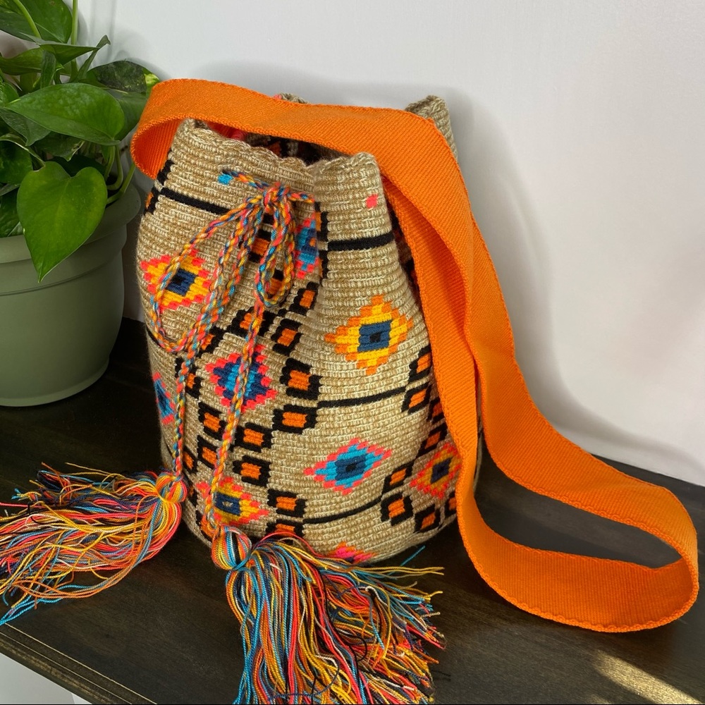 NWOT Unique Wayuu Mochila Bag - Picture 2 of 7